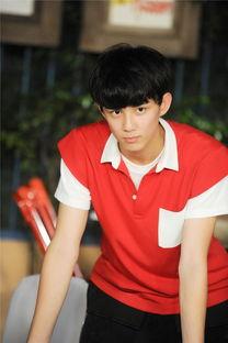 吴磊的生活照,青春活力，阳光少年的日常瞬间