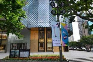 娱乐楼,揭秘明星幕后生活，带你走进璀璨星光背后的故事